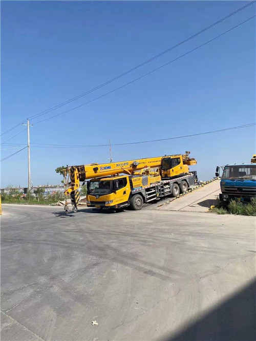 沙依巴克区吊车作业时，可能会产生哪些额外收费项目？