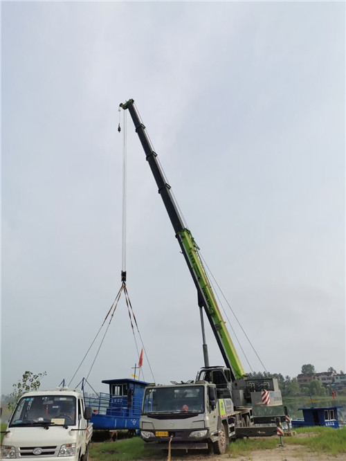 沙依巴克区桥梁建设吊装案例